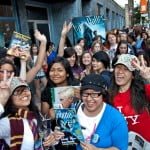 Assembled fans prepare for Tom