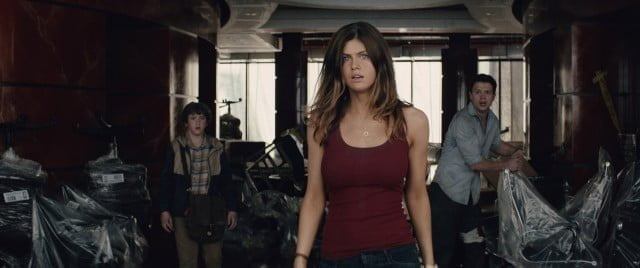 Art Parkinson, Alexandra Daddario, and Hugo Johnstone-Burt