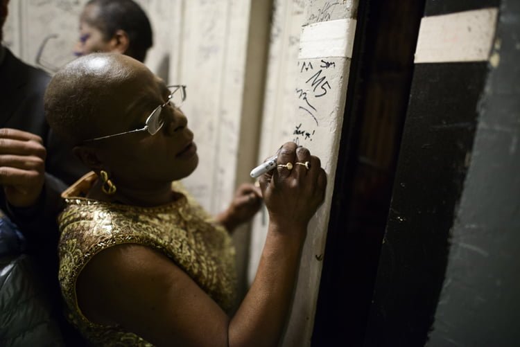 NEW YORK, NY - February 6th, 2014 - "Love ya!" Sharon adds a note and her autograph to the Beacon Theater elevator after her triumphant show.