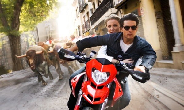 Cameron Diaz and Tom Cruise in Knight and Day