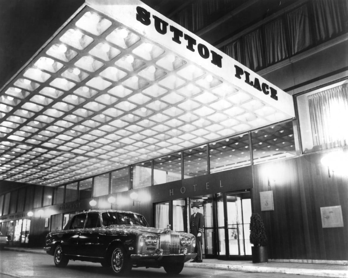 Vintage photo of the Sutton Place Hotel Toronto