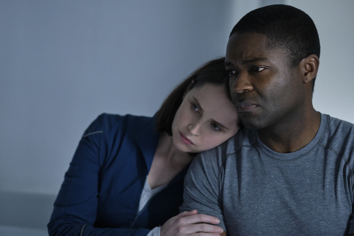 Felicity Jones as Sully and David Oyelowo as Commander Tom Adewole