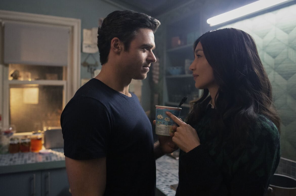Richard Madden and Gemma Chan in Eternals