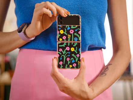 Artist Pony with her Samsung Galaxy Z Flip4 design