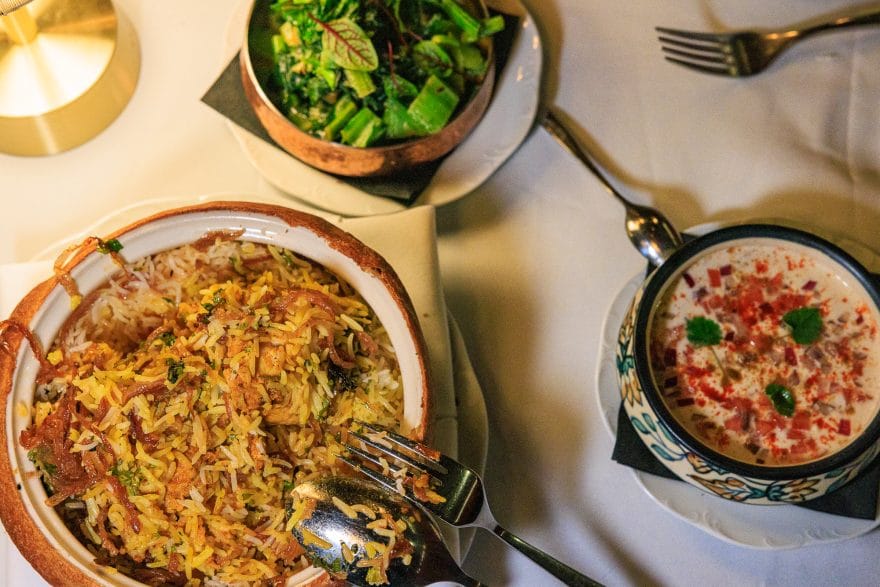 Dum pukht chicken biryani